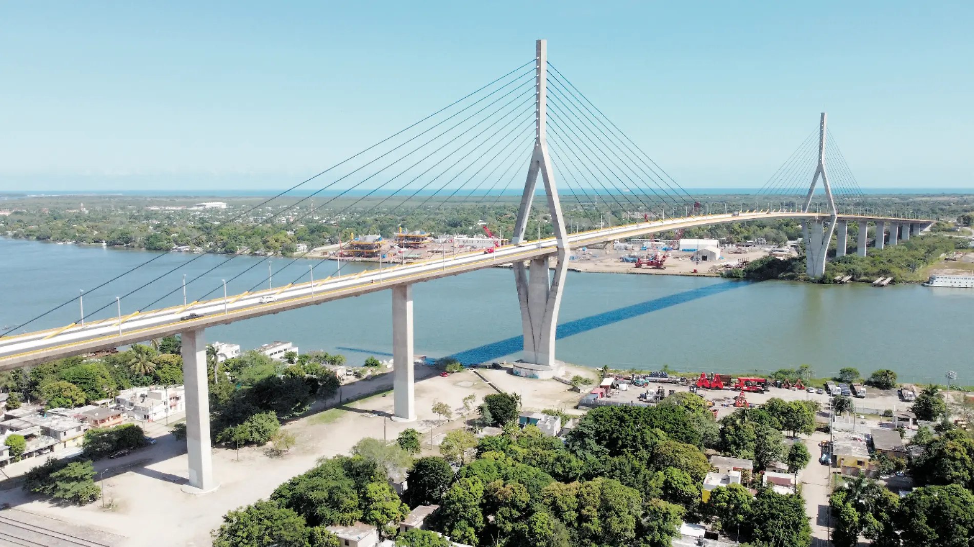 El Puente Tampico, es un emblema de la ciudad porteña 